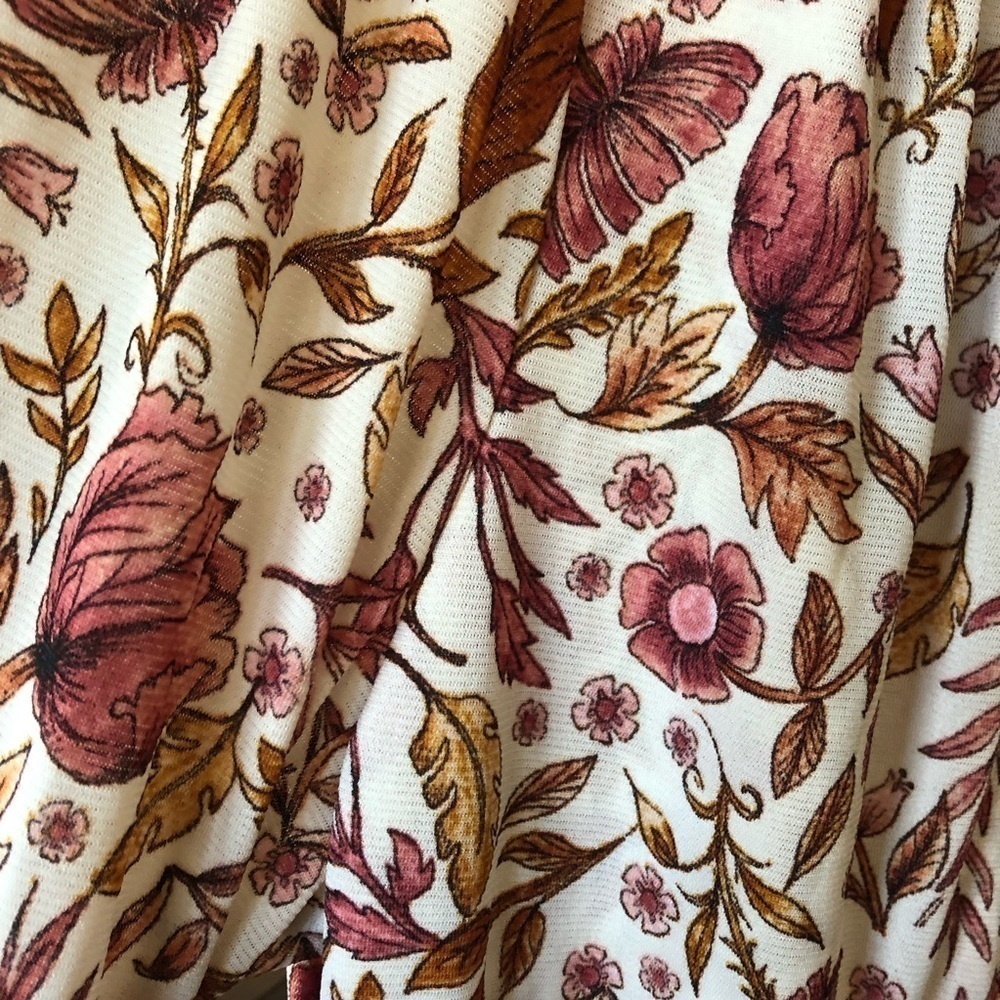 SALE 🛍️ Style & Co Floral Boho Peasant Top - Picture 4 of 7